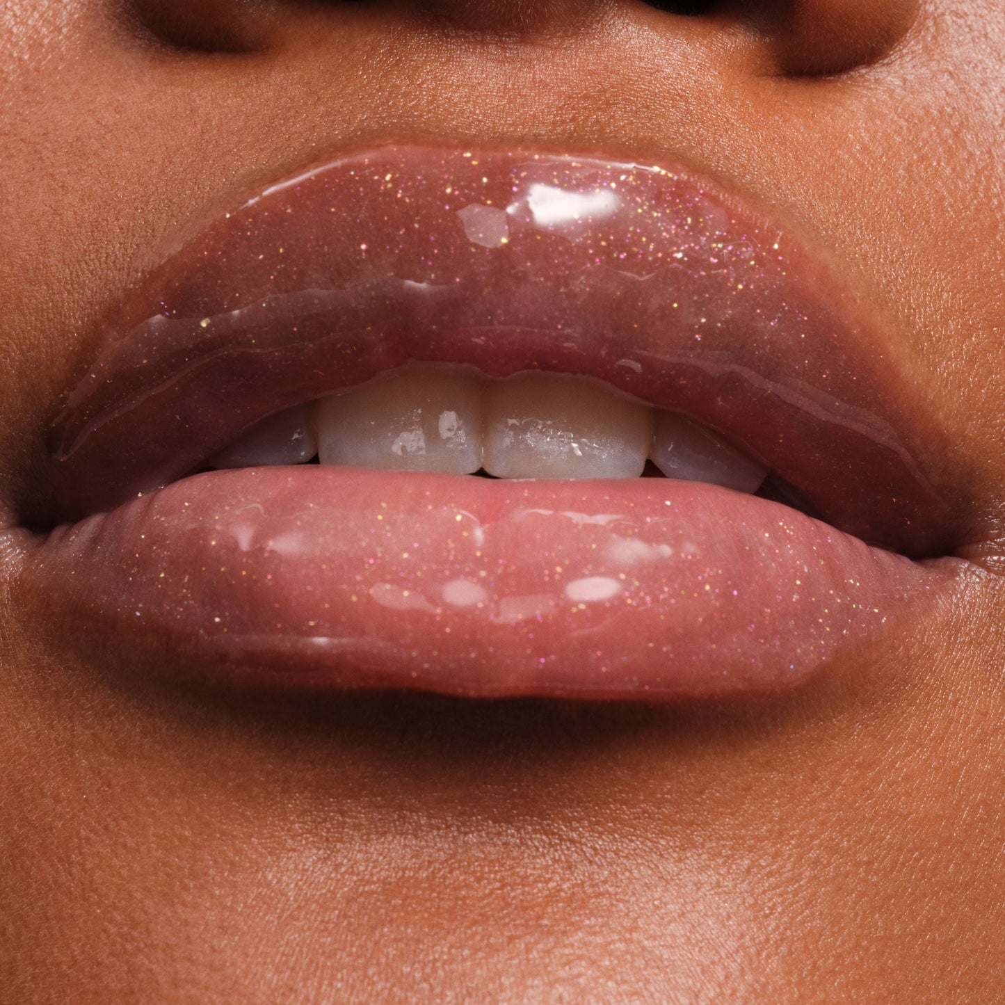 phyto-glow-lip-balm-shimmer-stardust-i4 NATR-10131-Phyto-Glow-Lip-Hover-Stardust.jpg