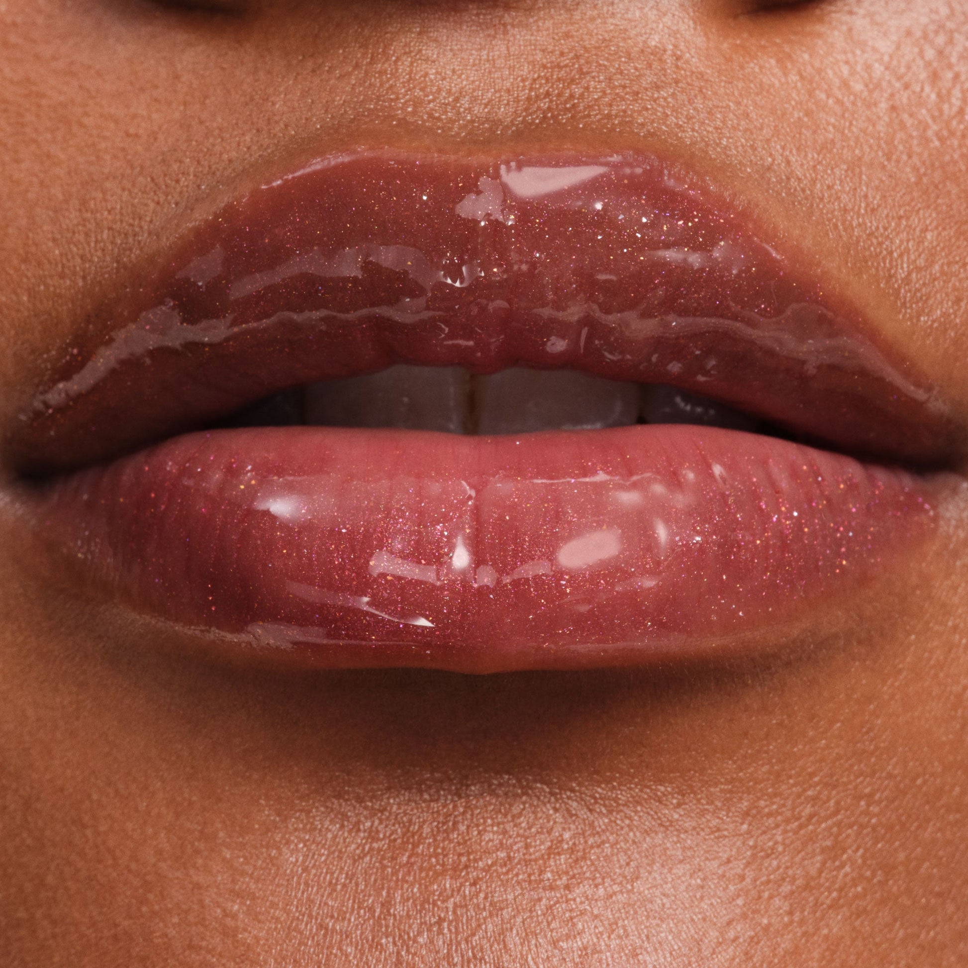 phyto-glow-lip-balm-shimmer-galaxy-p6 NATR-10137-Phyto-Glow-Lip-Hover-Galaxy.jpg